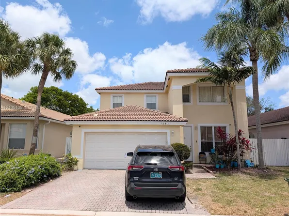 7683 NW 19th St, Hollywood, FL 33024