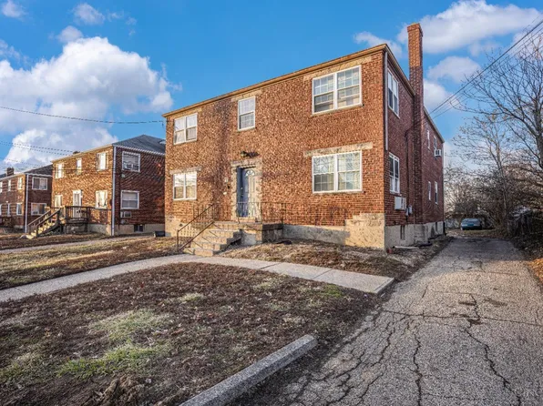 632 Maple Dr, Cincinnati, OH 45215