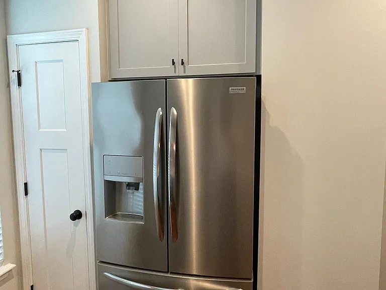 100 Stratford Lakes Dr #166 — Photo 5