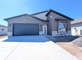 1660 Rusty Rivet Rd, Fruita, CO 81521