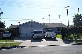 1st image of 3322 W Hood Ave