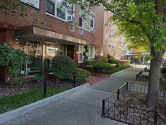 1st image of 71-40 112th St #606