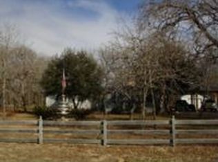 143 Hickory Dr, Seguin, TX 78155