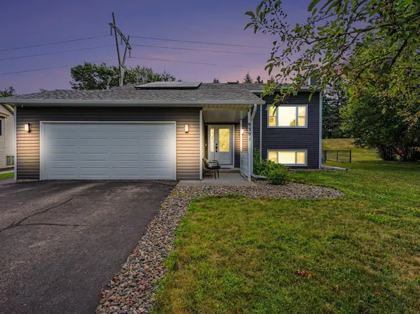 939 Savannah Rd, Eagan, MN 55123
