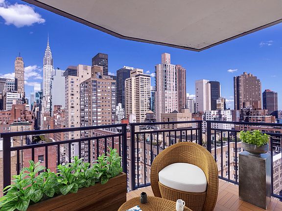 2nd image of 132 E 35th St #17C