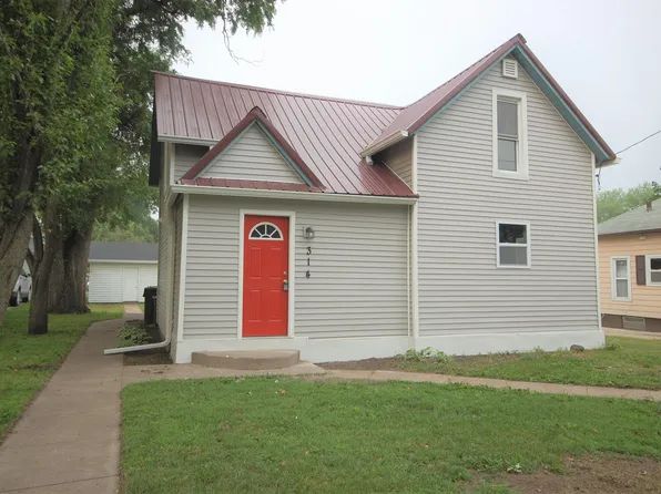 314 W 7th St, Boone, IA 50036