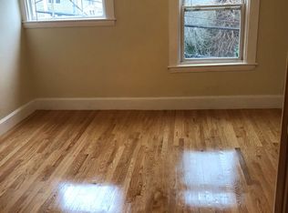 19 Bay St #2R, Cambridge, MA 02139