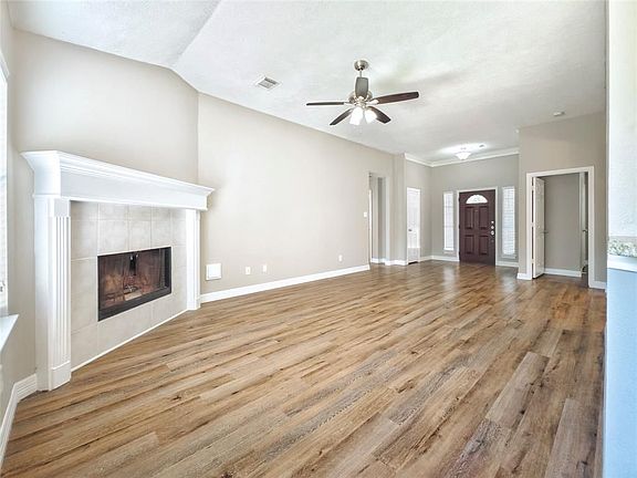 4th image of 14706 Hamstead Park Dr