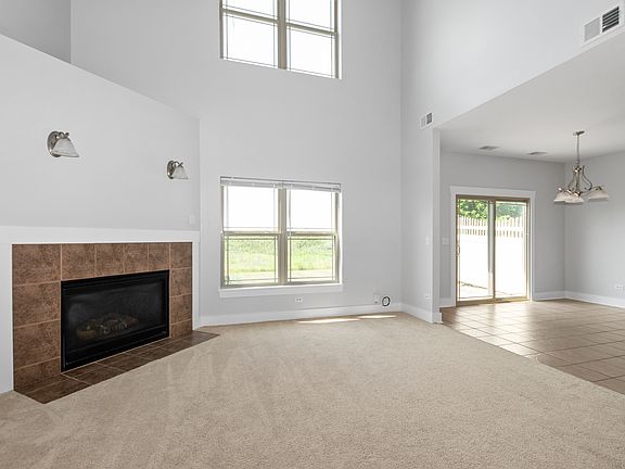 3rd image of 15709 W Dungarvan Dr