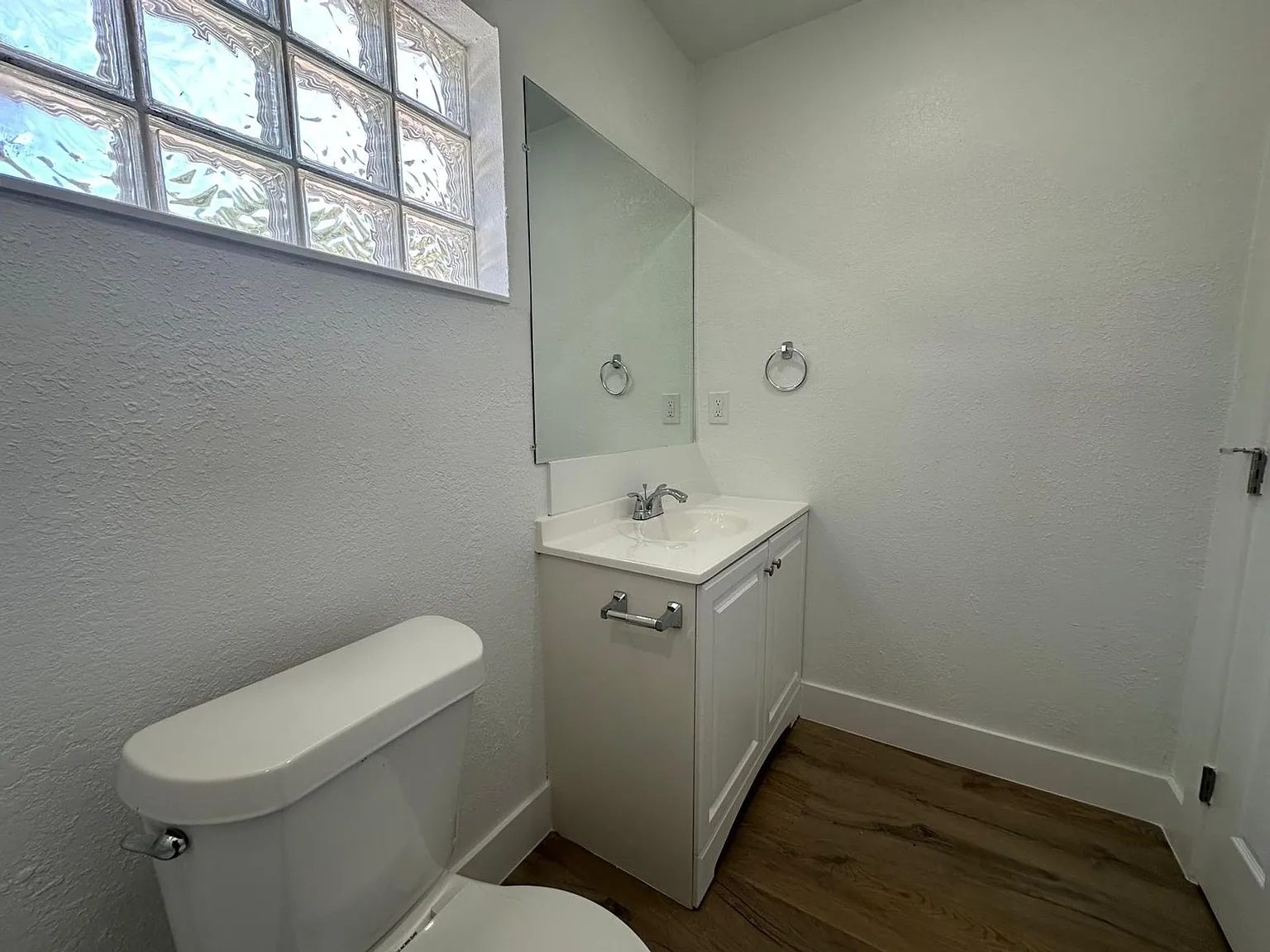 Edgewood Apartments LLC — Photo 2