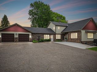 20702 27th Ave E, Clearwater, MN 55320