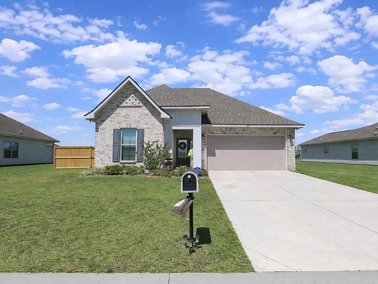 259 Shadow Pointe Rd — Photo 2