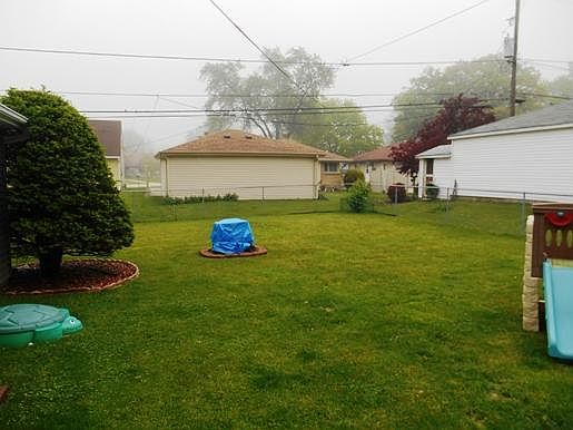 3rd image of 713 Clark Ave