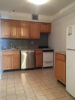 Rented by Yorgan Group, LLC | media 33