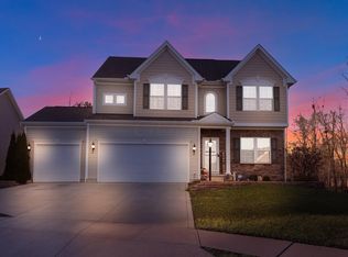 1839 Azalea Ln, Pataskala, OH 43062