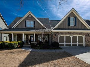 107 Laurel Bay Dr, Loganville, GA 30052
