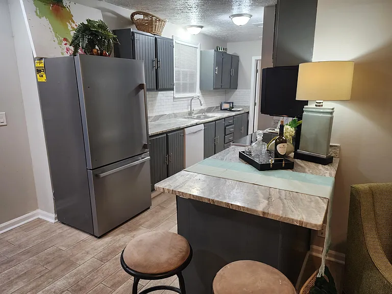 1177 Mohawk St — Photo 11