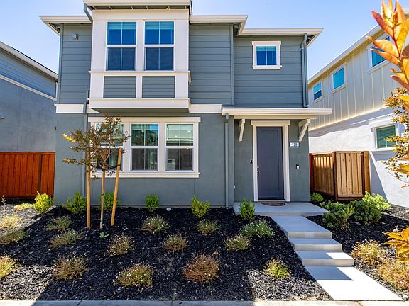 2nd image of 128 Clownfish Street