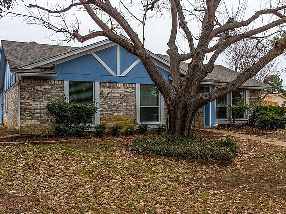 3rd image of 1417 Catalina Dr