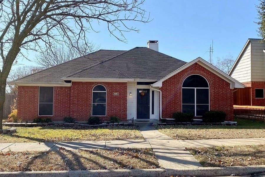 1st image of 1505 Poplar Dr