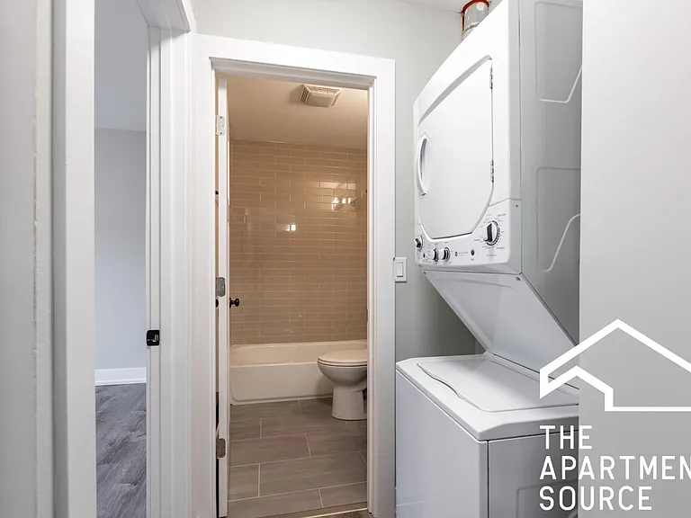 533 W Surf St #530-412 — Photo 7
