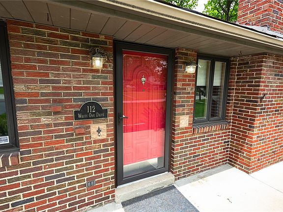 3rd image of 112 White Oak Dr