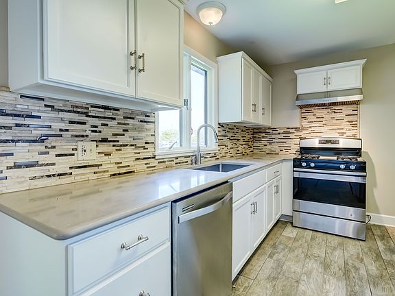 4th image of 1289 Creek St #1289