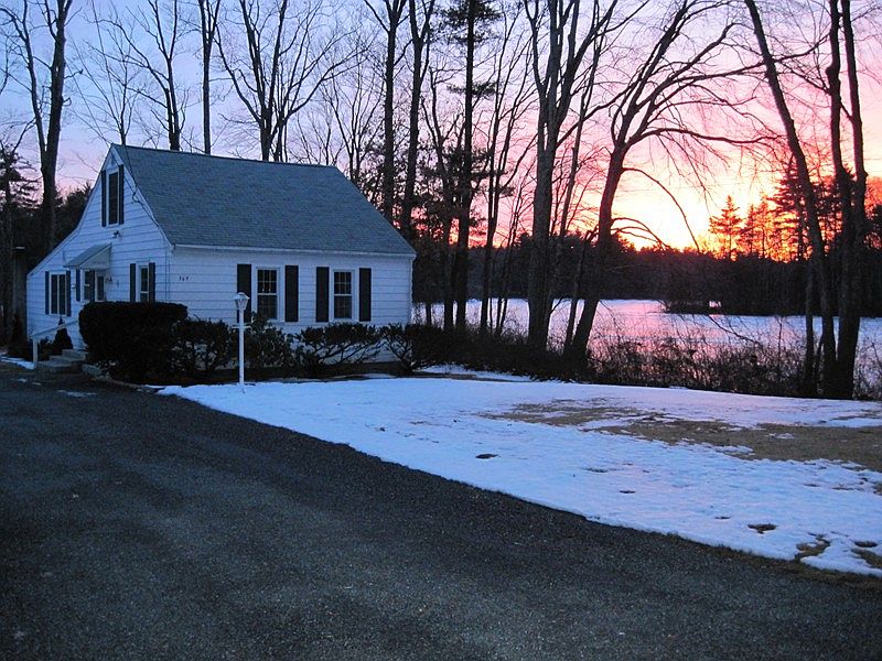 Waterfront Country Cottage