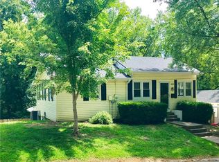 632 Cherry St, Weston, MO 64098