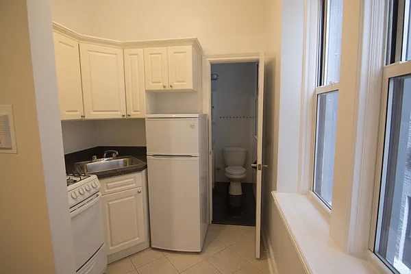 Rented by Citi Habitats | media 14