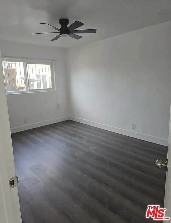 3 bed, 1.0 bath, 1350 sqft, $2,400 — Photo 3