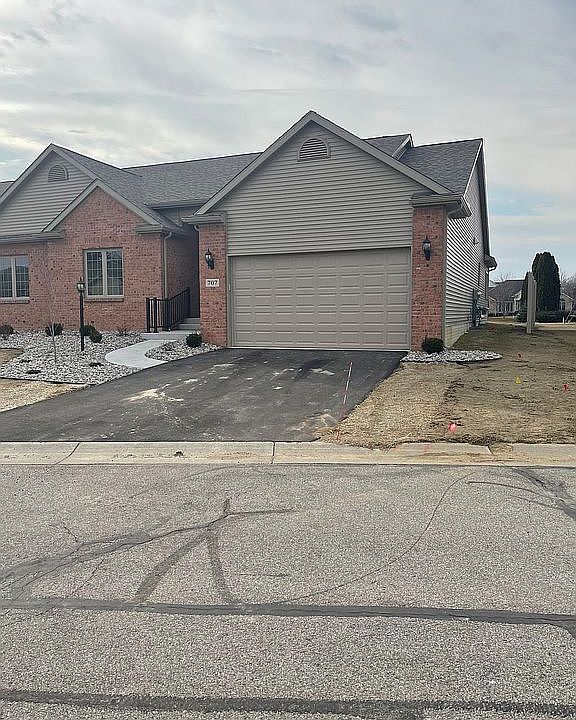 1st image of 707 Koreys Cir