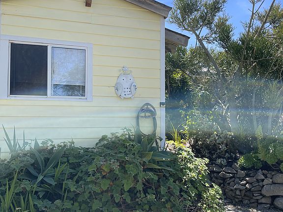 2nd image of 1858 Avocado Dr #B