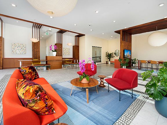 Leasing Officr 01