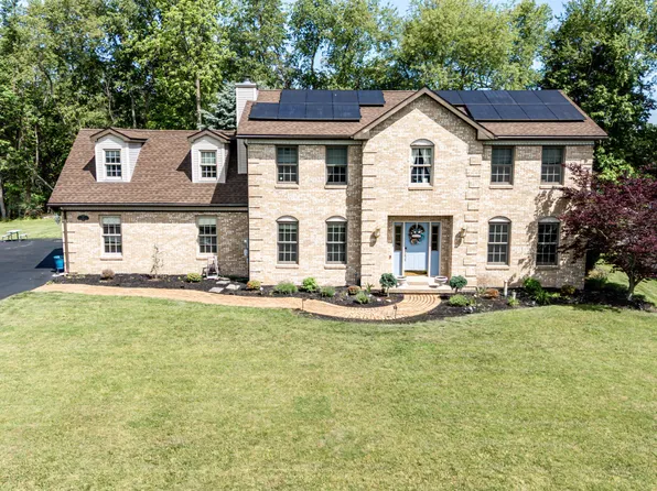 21 Crestmont Cir, Bloomsburg, PA 17815