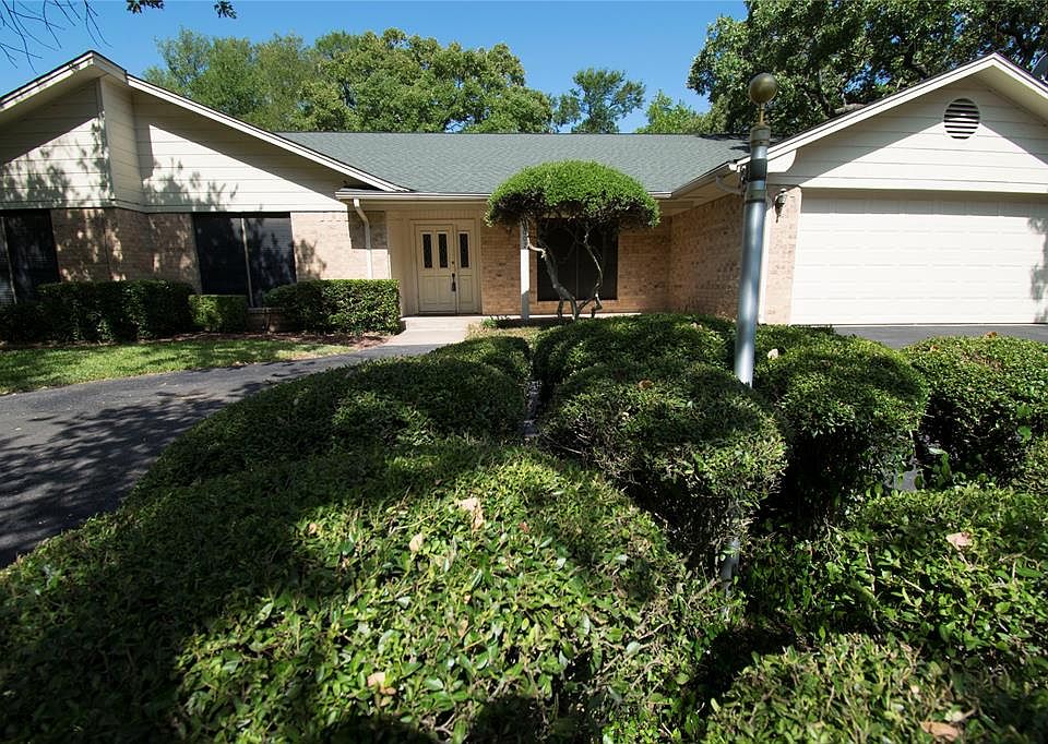 1st image of 5002 Largo Dr