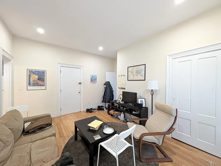 12 Cameron Ave #4 — Photo 8