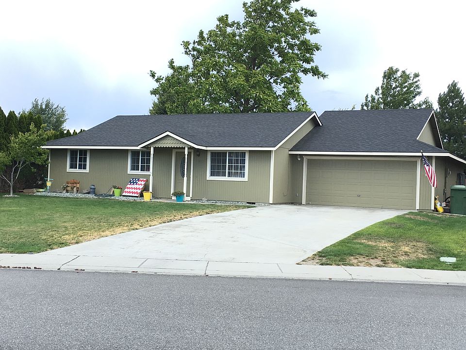 1st image of 4920 Holly Way