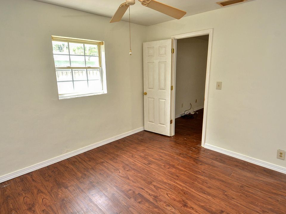 1st image of 4211 NE Cheri Drive