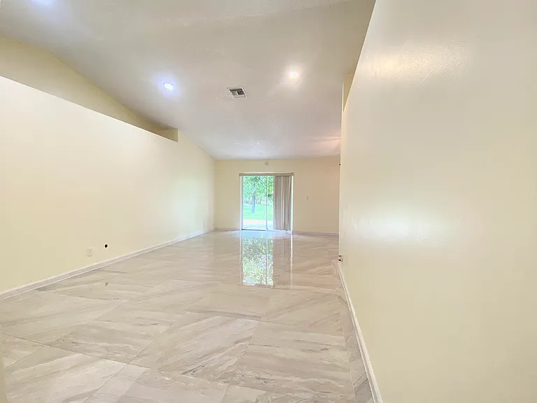 5314 Blueberry Hill Ave — Photo 4