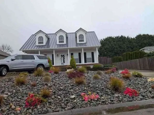 17245 Garvin Ct, Brookings, OR 97415