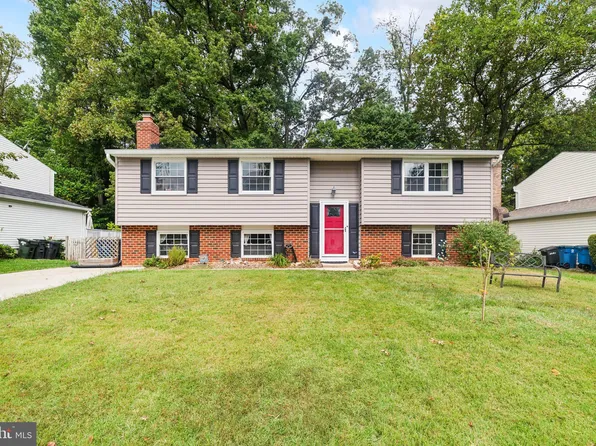 9802 Oleander Ave, Vienna, VA 22181