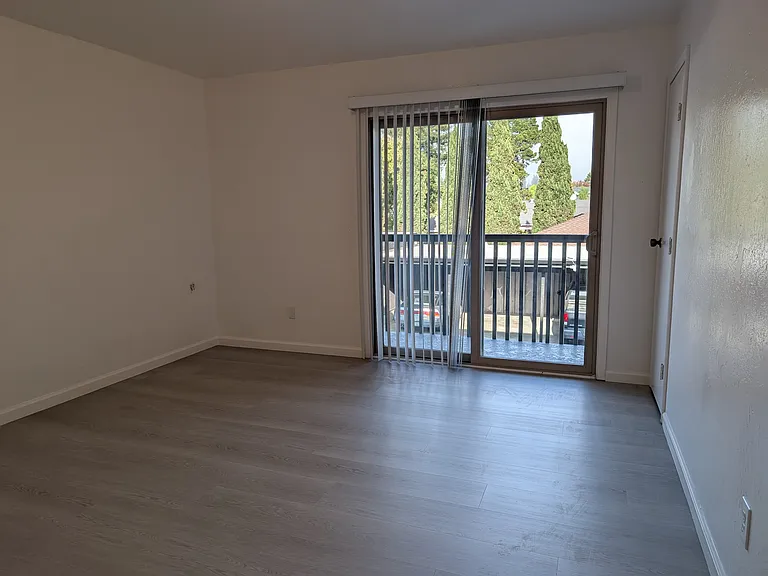 129 Grant St #2 — Photo 12