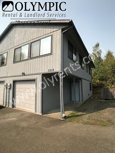 1st image of 510 Tullis St NE #86147199