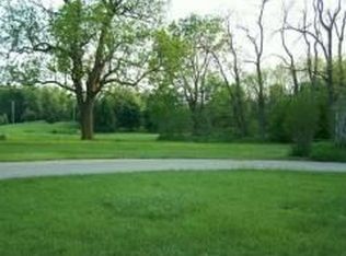 9900 Mooreville Rd, Saline, MI 48176