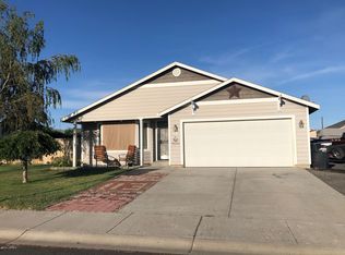 113 N Glacier St, Moxee, WA 98936
