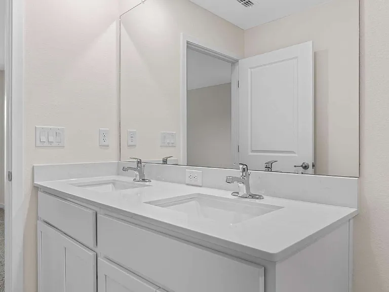 13136 SW 58th Ct — Photo 31