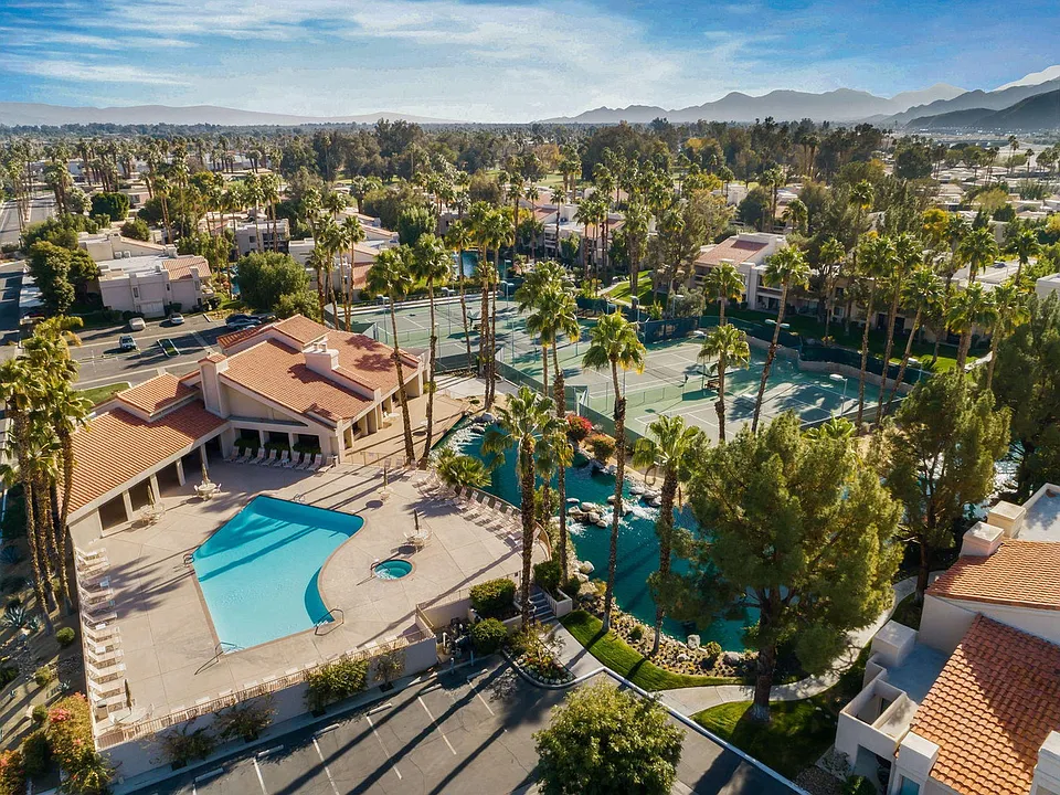 35200 Cathedral Canyon Dr #E38