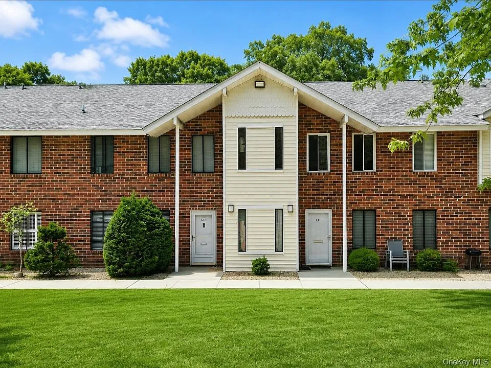 11 Laramie Ct #L11