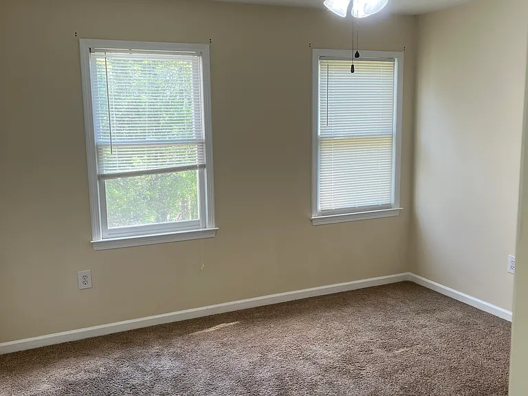 31 Springfield Ct — Photo 32